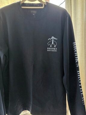 Brooks Brothers Long Sleeve Logo Tee in Navy Blue Size Medium